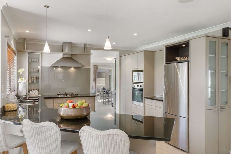 Photo of property in 3 Wayne Francis Drive, East Tamaki, Auckland, 2016