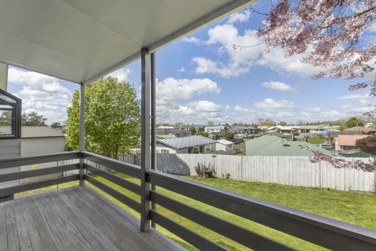 Photo of property in 21 Bartholomew Drive, Nawton, Hamilton, 3200