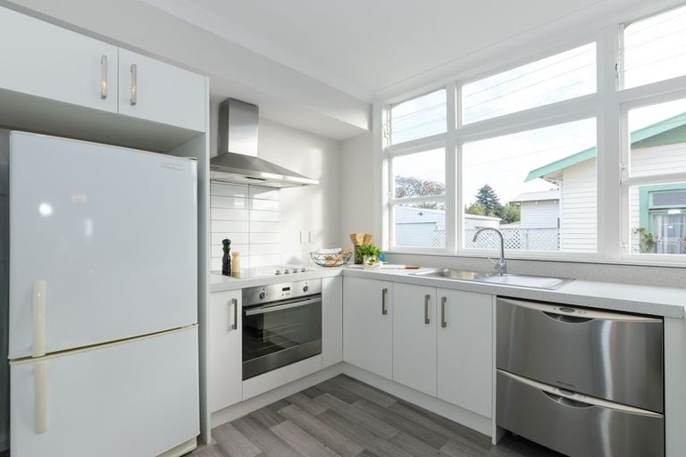 Photo of property in 50 Manson Street, Terrace End, Palmerston North, 4410