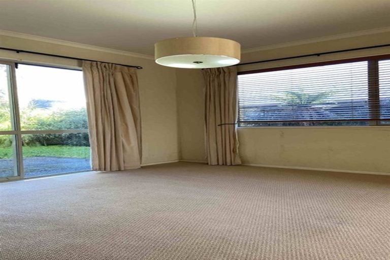 Photo of property in 15 Maybole Drive, Flat Bush, Auckland, 2016