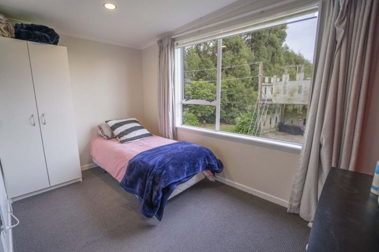 Photo of property in 48b Egerton Road, Winton, 9781