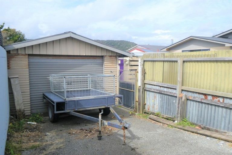 Photo of property in 15 O'grady Street, Blaketown, Greymouth, 7805