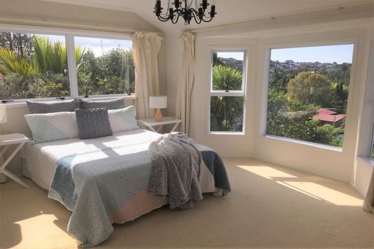 Photo of property in 50 Balmain Road, Chatswood, Auckland, 0626