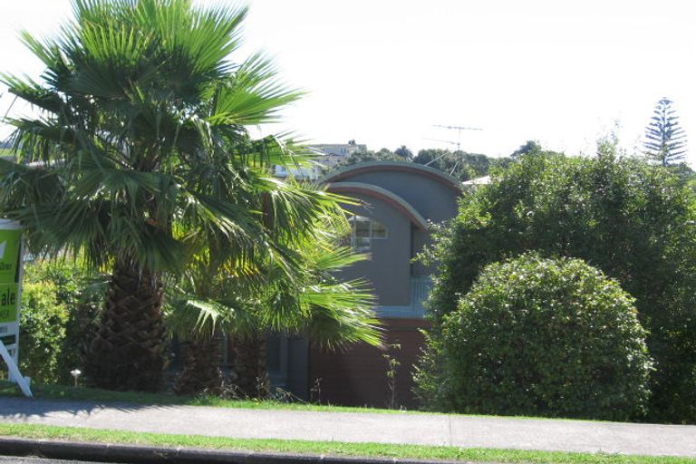 Photo of property in 31 Beulah Avenue, Rothesay Bay, Auckland, 0630