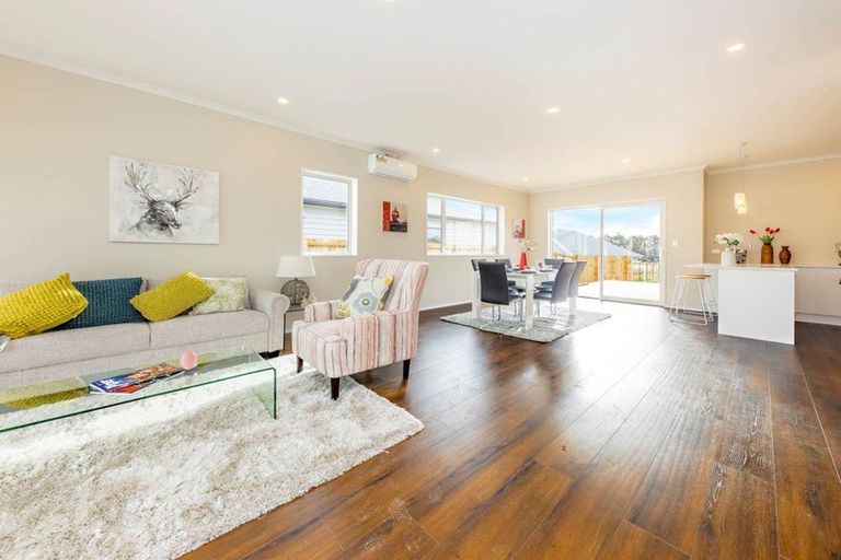 Photo of property in 8 Olivia Road, Pukekohe, 2120