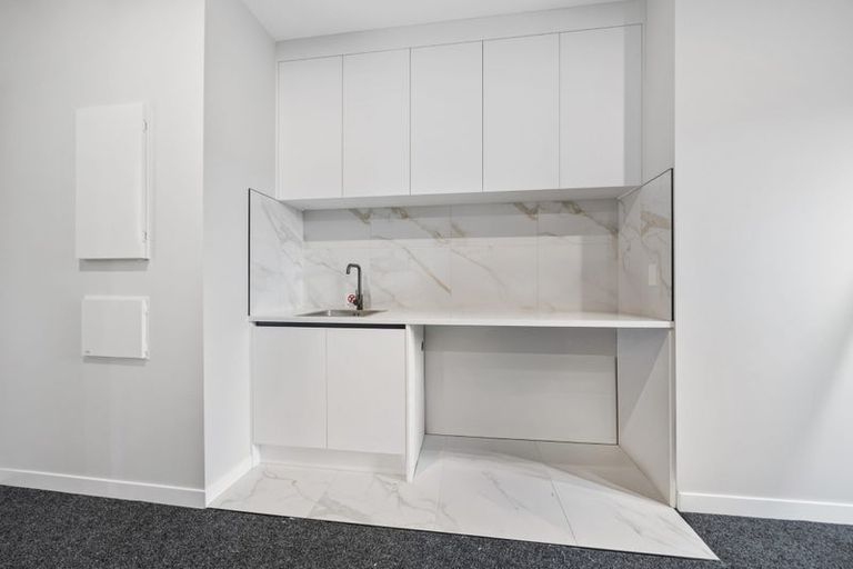 Photo of property in 15 Kakano Street, Clevedon, 2582