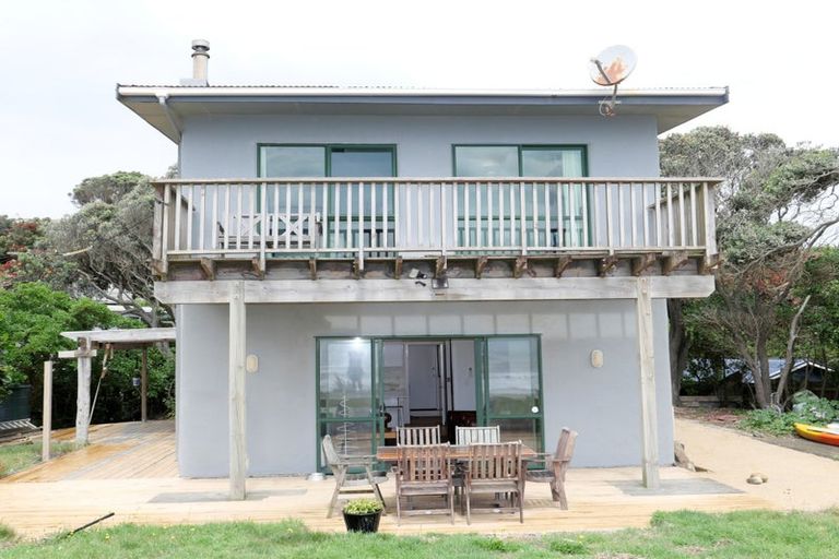 Photo of property in 52 The Esplanade, Raumati South, Paraparaumu, 5032