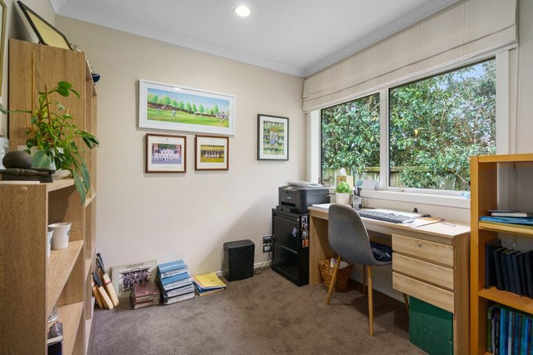 Photo of property in 23 Lilac Close, Cambridge, 3434