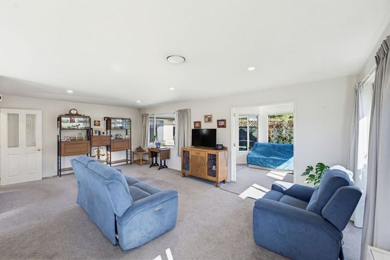 Photo of property in 2/1a Chalmers Street, Highfield, Timaru, 7910