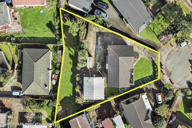 Photo of property in 9 Holborn Place, Papatoetoe, Auckland, 2025