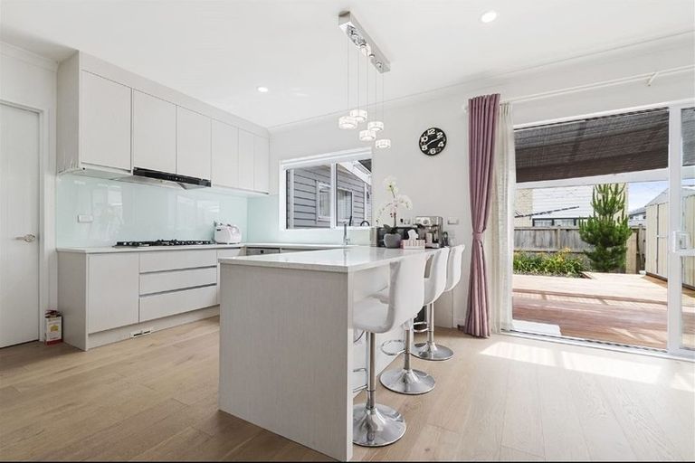 Photo of property in 32 Quattro Avenue, Flat Bush, Auckland, 2019