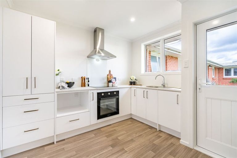 Photo of property in 1033f Fergusson Drive, Clouston Park, Upper Hutt, 5018