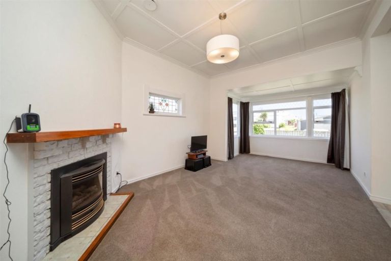 Photo of property in 20 Caledonia Street, Hawera, 4610