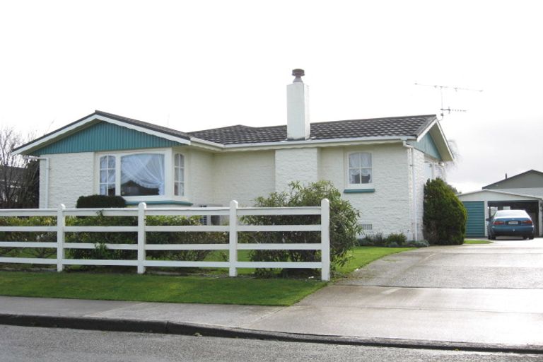 Photo of property in 10 Bruce Street, Waikiwi, Invercargill, 9810