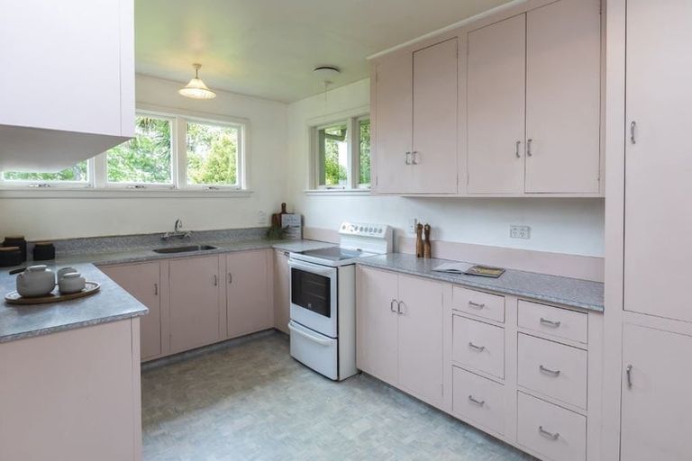 Photo of property in 61 Westburn Terrace, Burnside, Christchurch, 8041