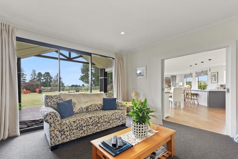 Photo of property in 6 Westmere Drive, Tasman, Upper Moutere, 7173