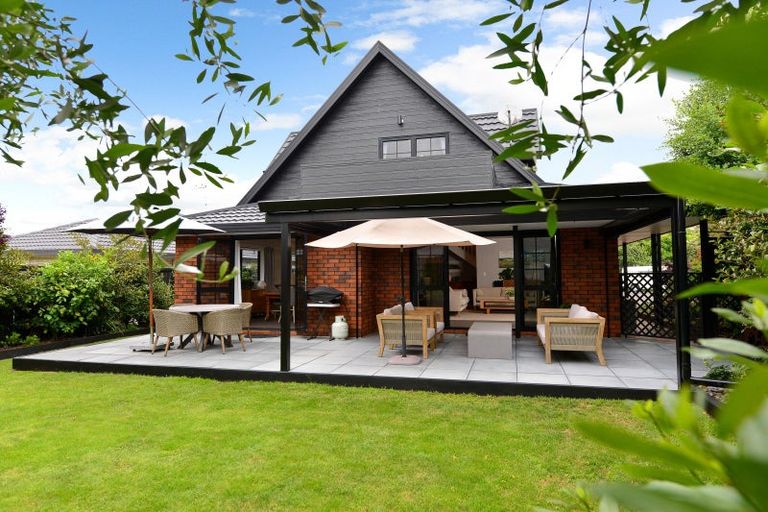 Photo of property in 17 Cherrywood Street, Pukete, Hamilton, 3200