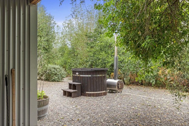 Photo of property in 179 Racecourse Road, Amberley, 7482