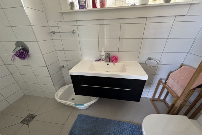 Photo of property in 30 Lyndhurst Street, Takaro, Palmerston North, 4412