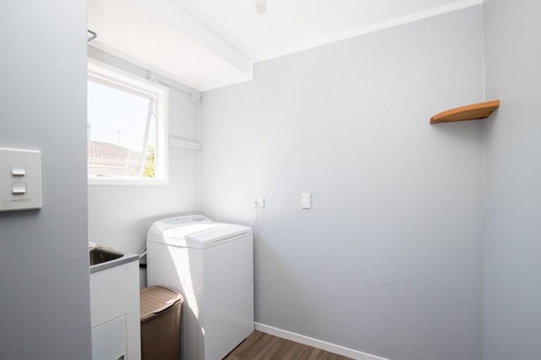 Photo of property in 1 Mcclean Place, Ngatea, 3503