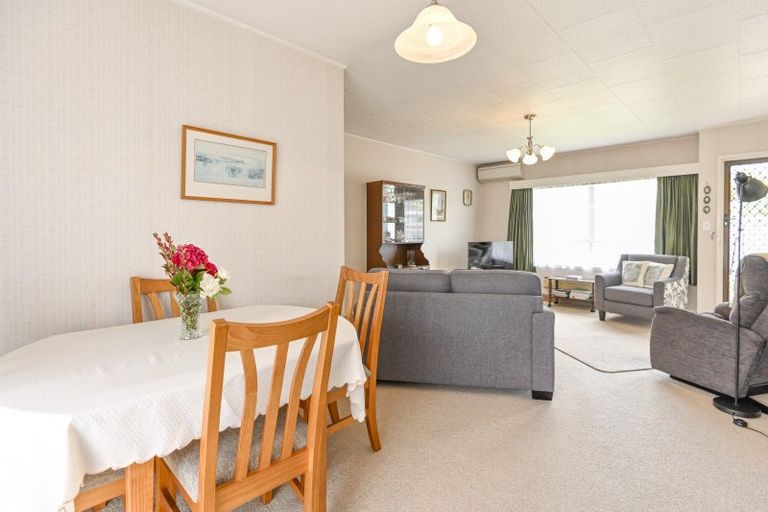 Photo of property in 3/200 Karaitiana Street, Frimley, Hastings, 4120