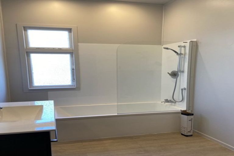 Photo of property in 102 Windsor Street, Windsor, Invercargill, 9810