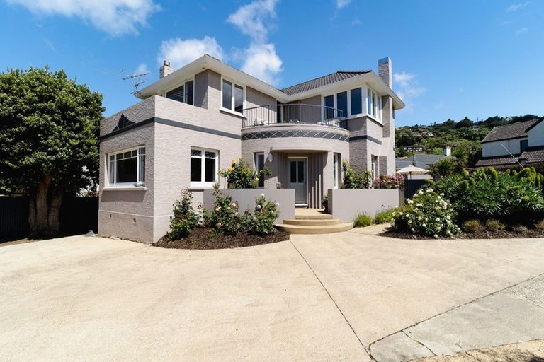 Photo of property in 10 Cliffs Road, Saint Clair, Dunedin, 9012