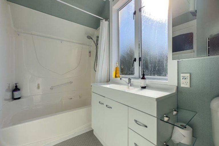 Photo of property in 30 Hill Street, Paeroa, 3600