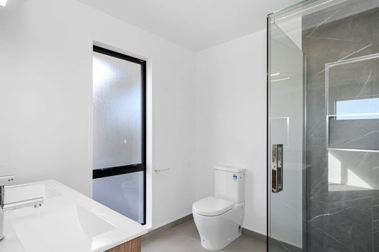 Photo of property in 6 Olearia Lane, Halswell, Christchurch, 8025