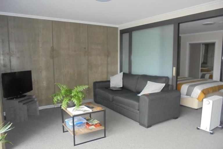 Photo of property in Frame Apartments, 201/111 Molesworth Street, Thorndon, Wellington, 6011
