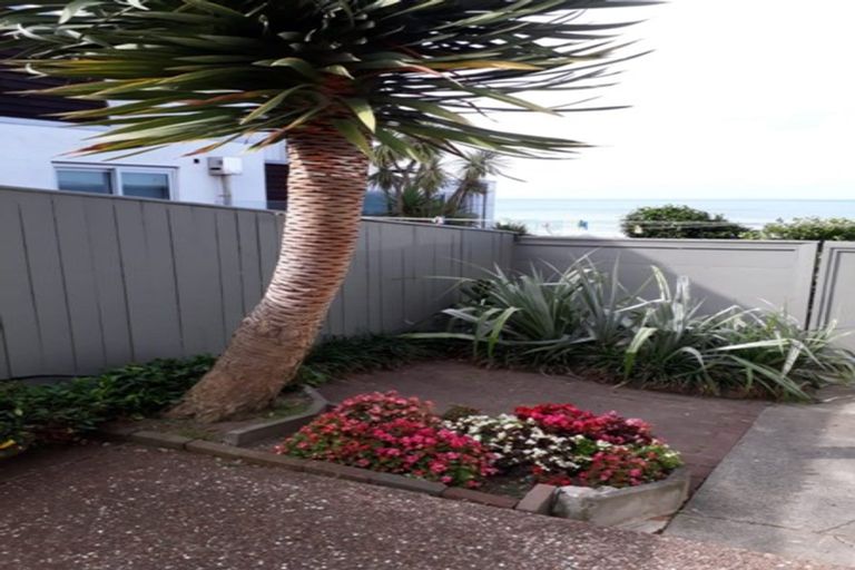 Photo of property in 1/46 Hauraki Road, Hauraki, Auckland, 0622