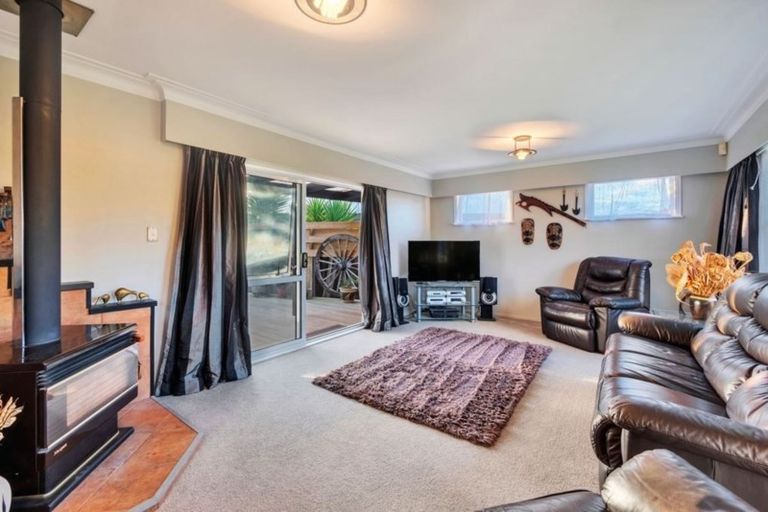 Photo of property in 9 Alf Walker Place, Papakura, 2110