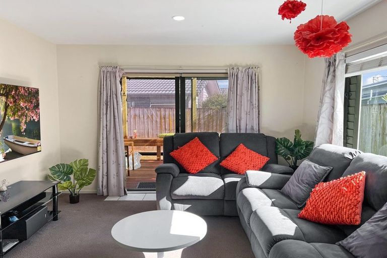 Photo of property in 5/18 Alicante Avenue, Hillpark, Auckland, 2102