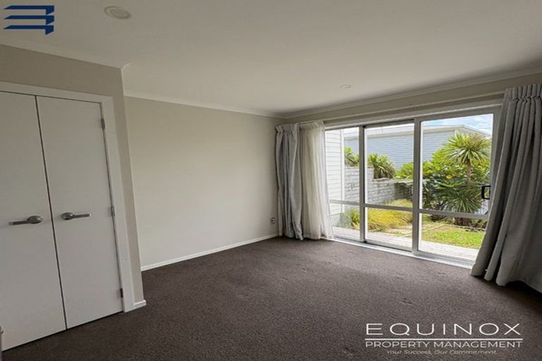 Photo of property in 7 Panakenake Way, Flat Bush, Auckland, 2019
