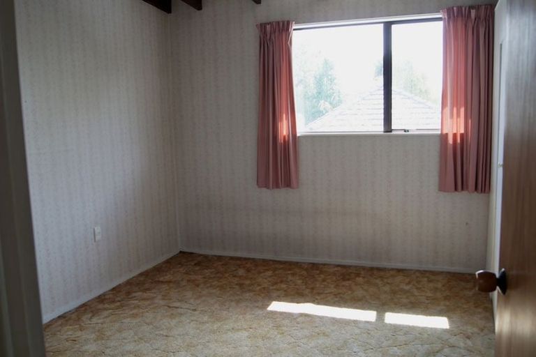 Photo of property in 10 Oakhurst Place, Russley, Christchurch, 8042