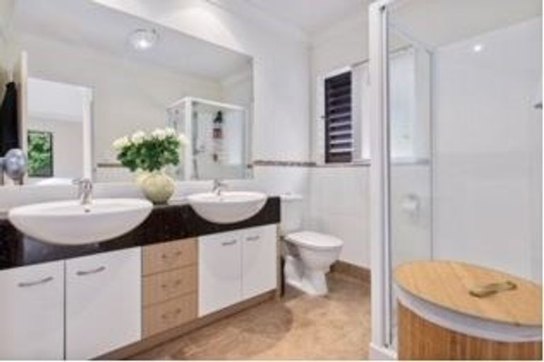 Photo of property in 3 Gordal Place, Flat Bush, Auckland, 2016