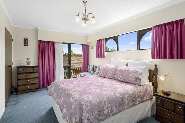 Photo of property in 24 Montclare Avenue, Ilam, Christchurch, 8041