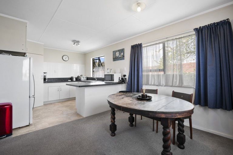 Photo of property in 34 Barton Street, Marton, 4710