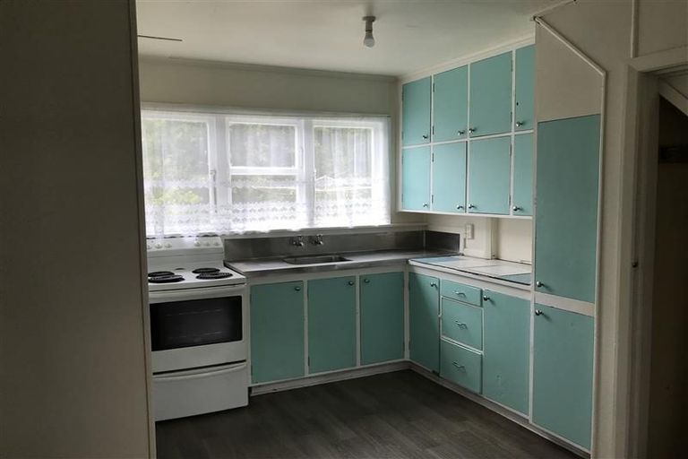 Photo of property in 27-33 Cheshire Street, Cannons Creek, Porirua, 5024