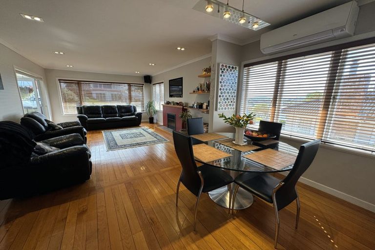 Photo of property in 25 Jaemont Avenue, Te Atatu South, Auckland, 0610