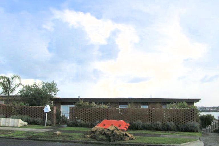 Photo of property in 45 Waller Avenue, Bucklands Beach, Auckland, 2012