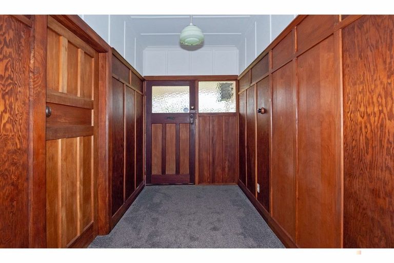 Photo of property in 14 Campbell Street, Geraldine, 7930