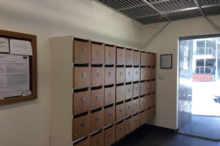 Photo of property in Hume House, 26/152 The Terrace, Wellington Central, Wellington, 6011