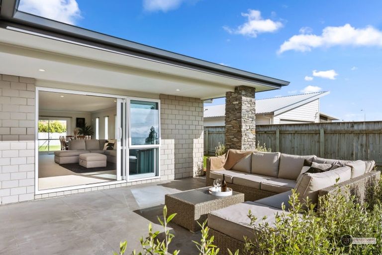 Photo of property in 12 Gardner Place, Otaki, 5512
