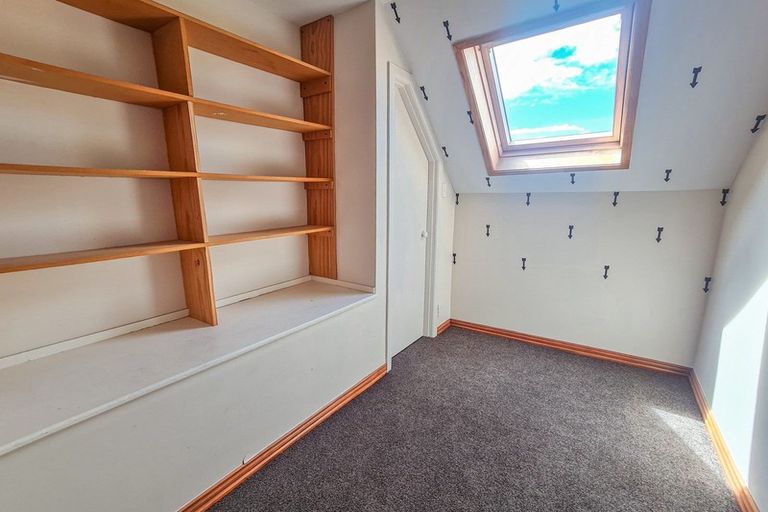 Photo of property in 417a Ruahine Street, Terrace End, Palmerston North, 4410