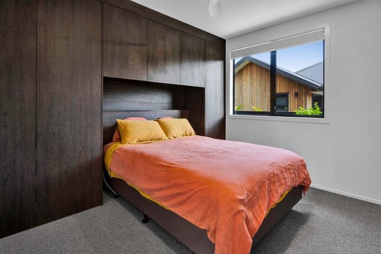 Photo of property in 5 Hussey Street, Oakura, 4314