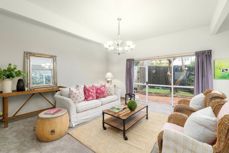Photo of property in 158a Condell Avenue, Papanui, Christchurch, 8053