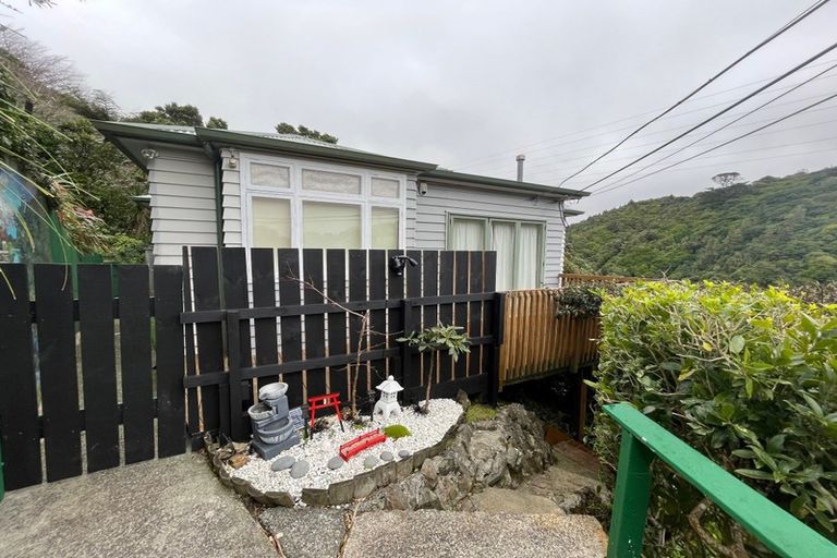 Photo of property in 34 Moana Road, Kelburn, Wellington, 6012