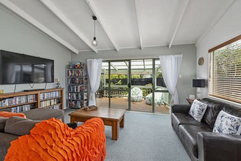 Photo of property in 69a Glenvar Road, Torbay, Auckland, 0630