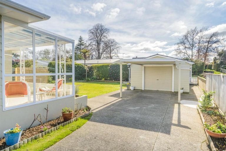 Photo of property in 10 Bond Street, Marton, 4710